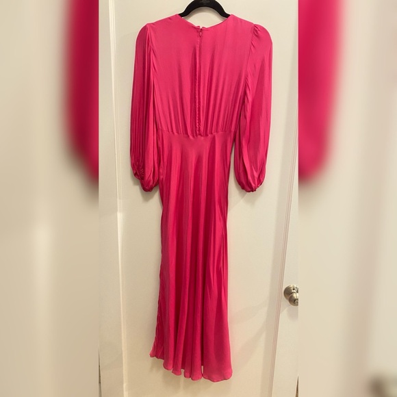 💕💐FARM Rio Fuchsia Blouson Sleeve Midi Dress!💐💕 - Picture 3 of 9